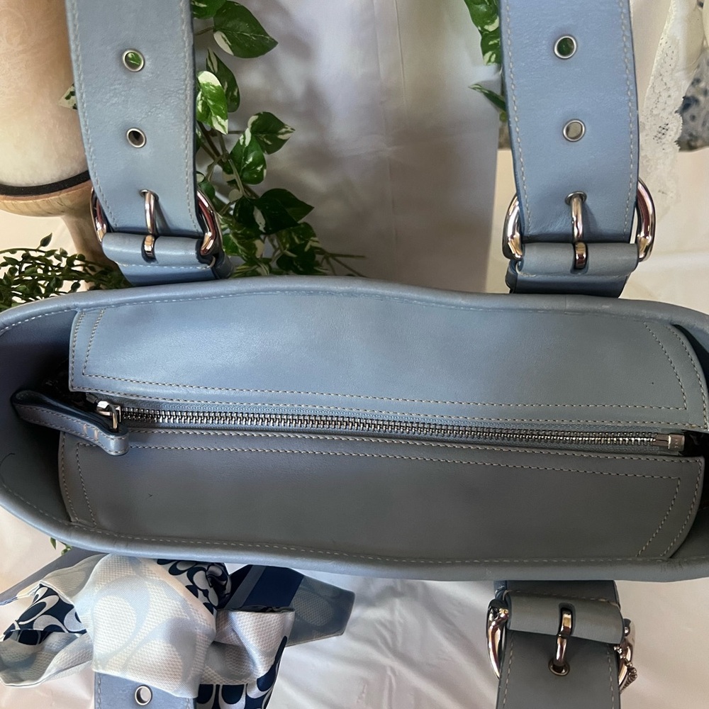 Vintage Coach Light Blue SoHo Leather Tote - Picture 7 of 10
